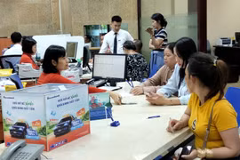 Banks Lower Interest Rates to Support Businesses