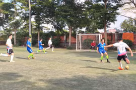 Excitement at the Men's Football Tournament for Workers and Laborers in Gia Lai Province