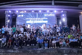 Large Number of Young People Attend Public Lecture on Astronomy and Space