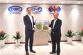 Secretary of the Provincial Party Committee Thai Dai Ngoc pays courtesy visits to organizations in Shanghai