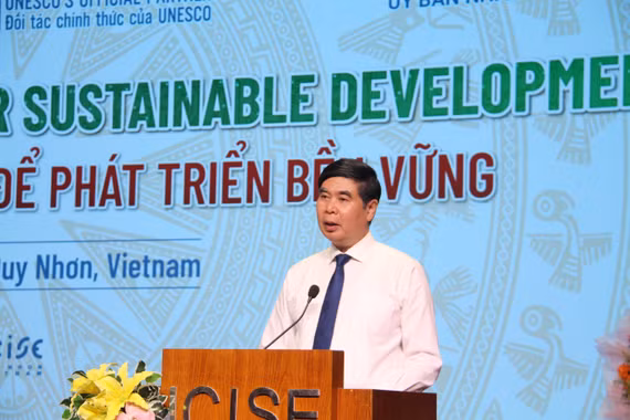 Integrating Science into Vietnam’s Development Challenges