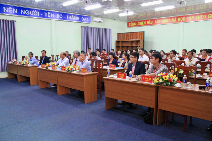 The Physics Conference has been an annual event organized by the Hue City Physics Association since 2016. Photo: H.H img-1388.jpg