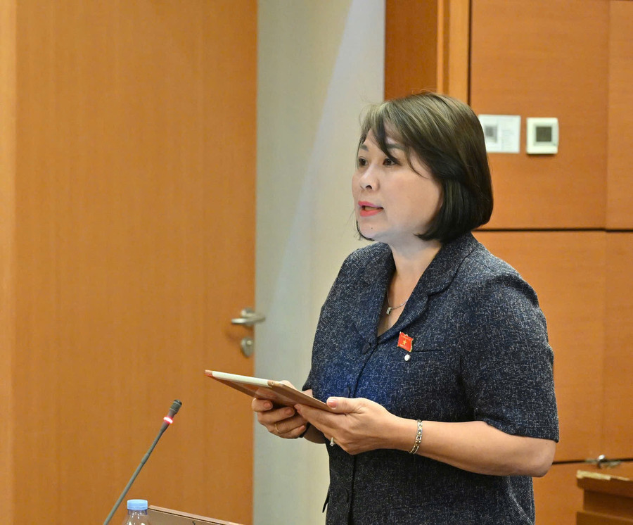 Delegate Nguyễn Thị Thu Thủy noted that the quality of Vietnam’s human resources still does not meet the needs of businesses and the labor market. Photo: Provincial National Assembly Delegation gen-h-luat-giao-duc-5.jpg