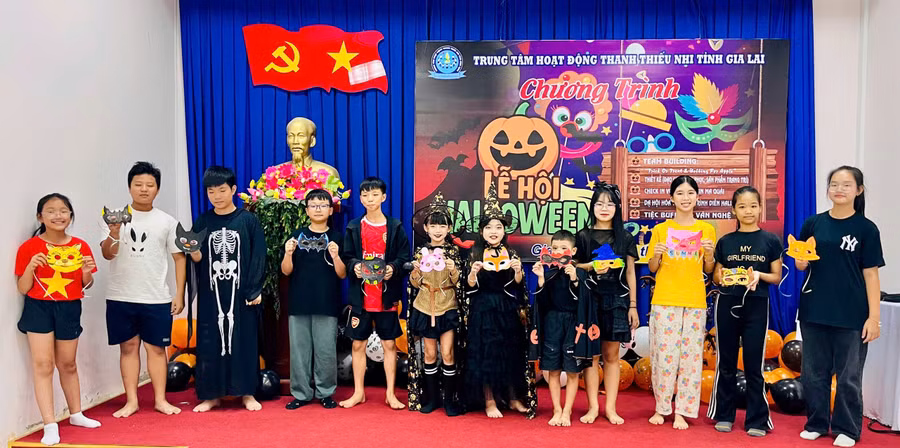 halloween-ngap-tran-tieng-cuoi-2.jpg