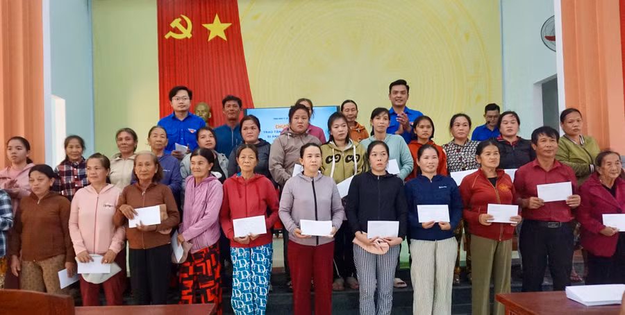 tinh-doan-gia-lai-ho-tro-da-dang-cho-nguoi-dan-sau-bao-3.jpg