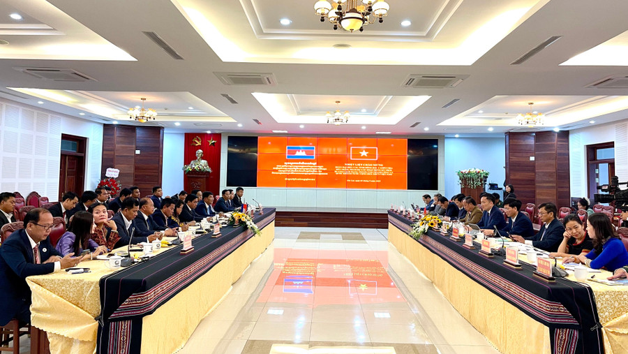 Overview of the working session. Photo: Vũ Thảo 22.jpg