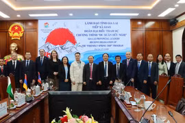 Gia Lai Provincial Leaders Receive Delegation Attending the "Spring Friendship Tour" Program