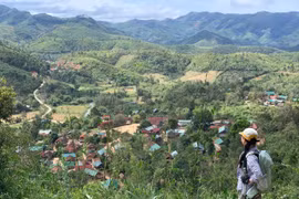 An interesting experience is viewing the villages from above. Photo: Bily