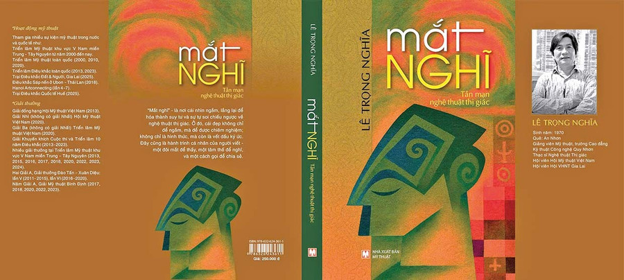 Cover of 'Mắt nghĩ' by sculptor Lê Trọng Nghĩa. Photo: Provided by the author