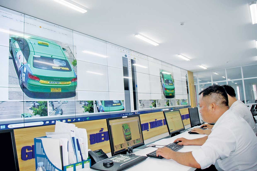Gia Lai Digital Transformation Center – the “technology nucleus” managing and operating digital platforms, supporting the development of digital government, economy, and society. Photo: Trọng Lợi Gia Lai Digital Transformation Center – the 'technology nucleus' managing and operating digital platforms, supporting the development of digital government, economy, and society.