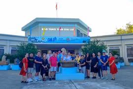 The Australian famtrip delegation visits the Gia Lai Provincial Museum. Photo: Doan Ngoc