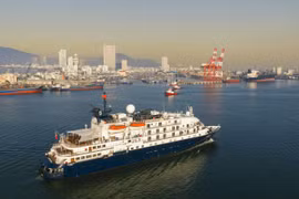 The international cruise ship Noble Caledonia - Island Sky docked at Quy Nhon Port (Gia Lai province) at the end of March 2026. Photo: Dung Nhan