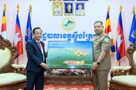 Gia Lai Provincial Delegation Pays Courtesy Visit to Stung Treng Provincial Leaders