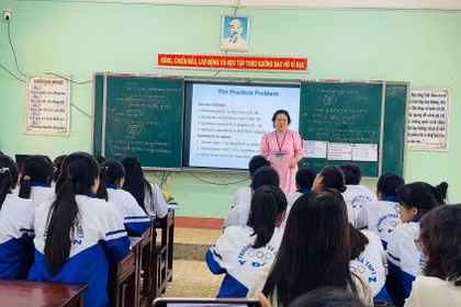 Opening New Learning Spaces Through Math Lessons in English