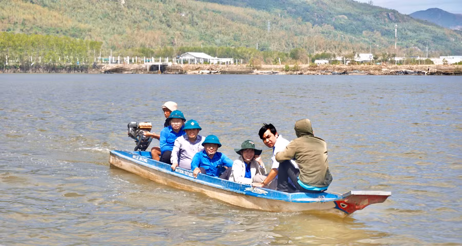 tinh-doan-gia-lai-ho-tro-da-dang-cho-nguoi-dan-sau-bao-5.jpg