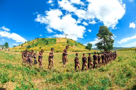 Gia Lai’s Chư Đang Ya villages prepare for tourism boom with culture and craft traditions