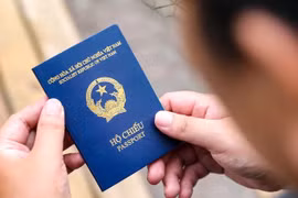 Vietnamese passport ranks 90th in the world, up two places